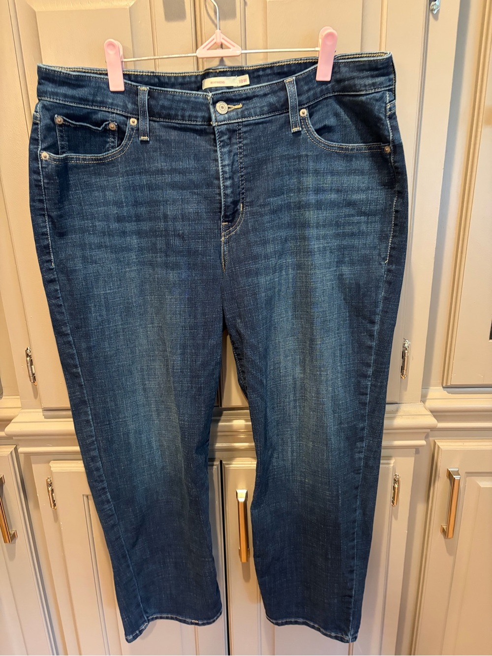Levi's Women's Indigo Blue Straight-Leg Jeans